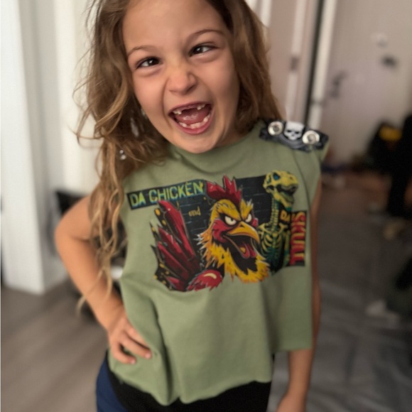 Meet your Posher, Jessica - Picture 7 of 8